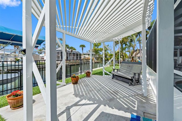 9211 LAKE DRIVE, Englewood, FL 34224