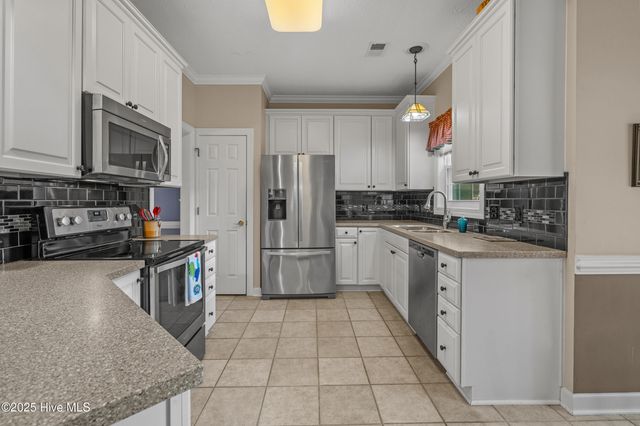 550 Sunset Lakes Boulevard, Sunset Beach, NC 28468