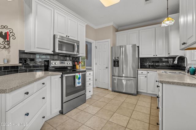 550 Sunset Lakes Boulevard, Sunset Beach, NC 28468