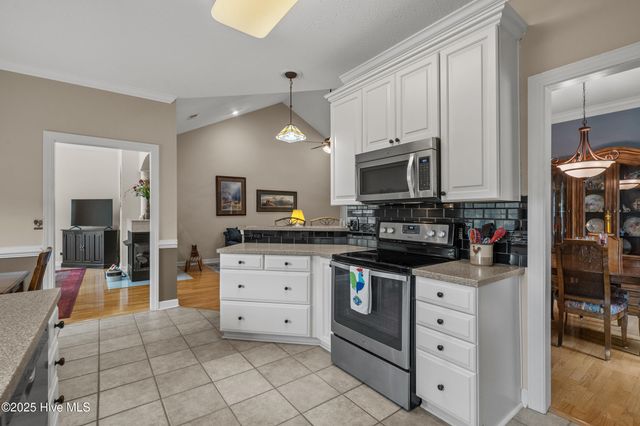 550 Sunset Lakes Boulevard, Sunset Beach, NC 28468