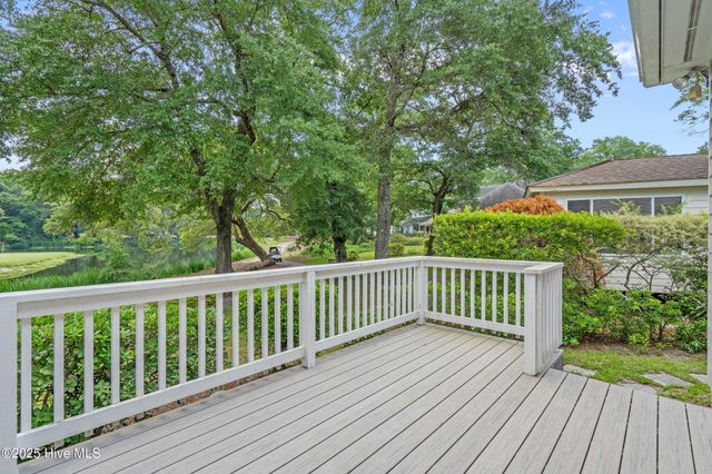 550 Sunset Lakes Boulevard, Sunset Beach, NC 28468