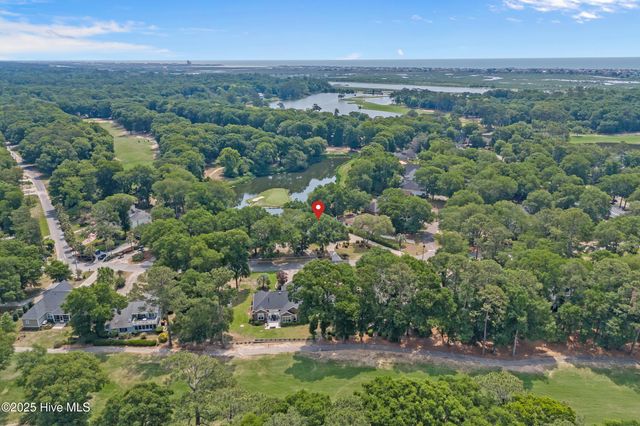 550 Sunset Lakes Boulevard, Sunset Beach, NC 28468