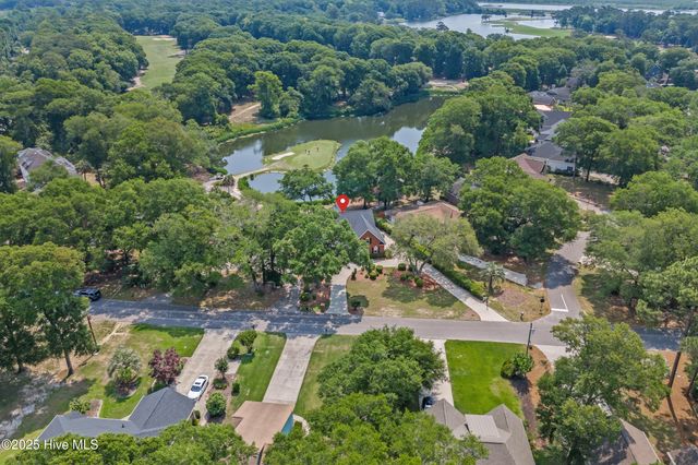 550 Sunset Lakes Boulevard, Sunset Beach, NC 28468