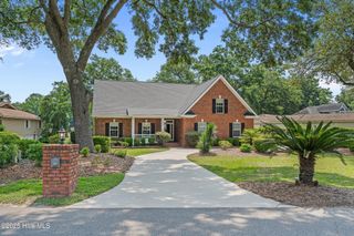 550 Sunset Lakes Boulevard, Sunset Beach, NC 28468
