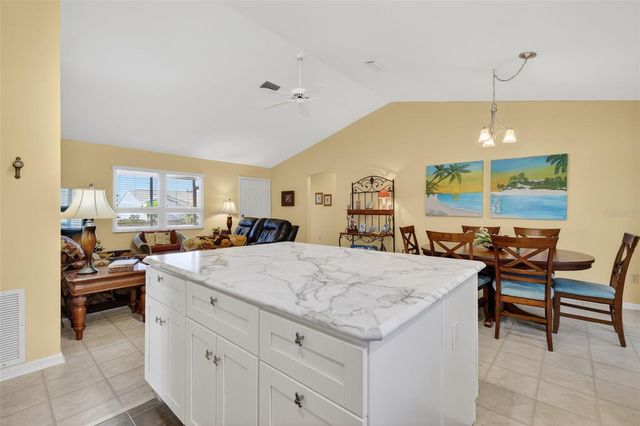 923 CAMINO DEL REY DRIVE, The Villages, FL 32159