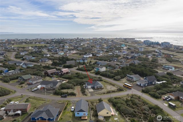 1225 Storm King Avenue SW, Ocean Shores, WA 98569