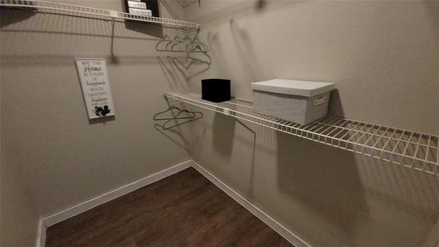 5110 Azalea Trace Drive 1113, Houston, TX 77066