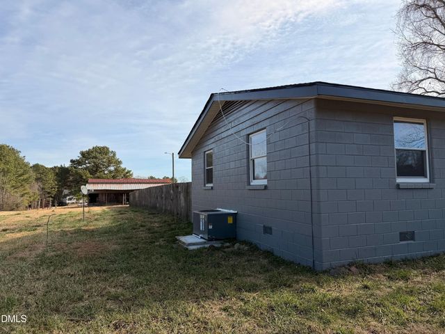 206 West Road, Angier, NC 27501