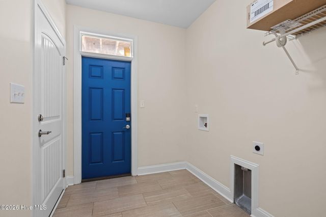 1305 Barnacle Lane, Morehead City, NC 28557