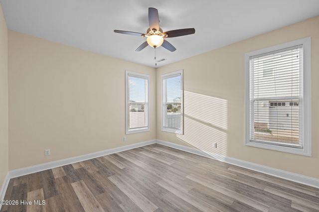 1305 Barnacle Lane, Morehead City, NC 28557