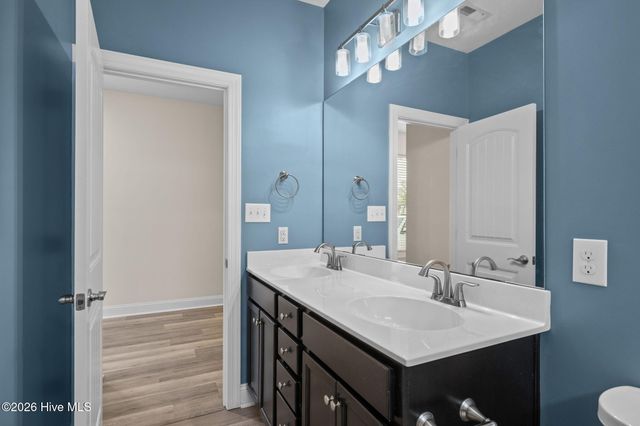 1305 Barnacle Lane, Morehead City, NC 28557