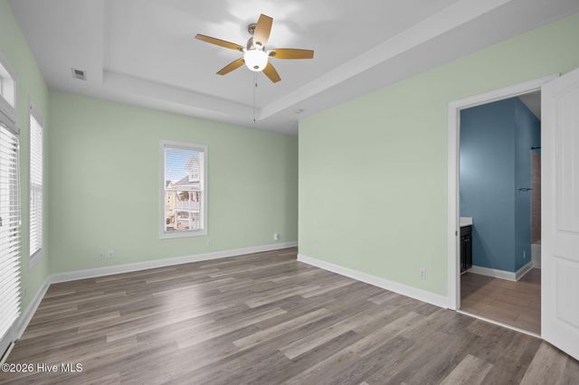 1305 Barnacle Lane, Morehead City, NC 28557