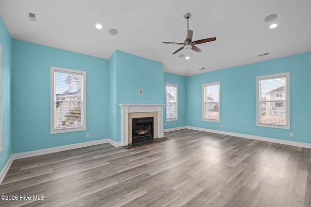 1305 Barnacle Lane, Morehead City, NC 28557