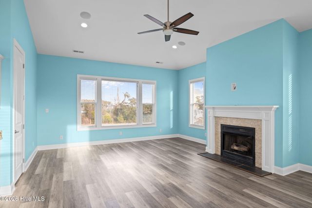 1305 Barnacle Lane, Morehead City, NC 28557