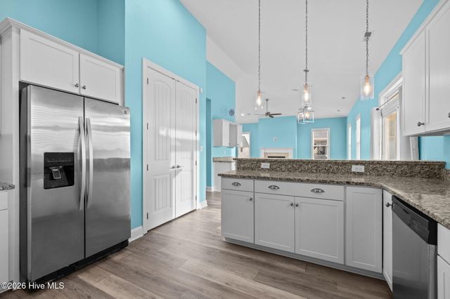 1305 Barnacle Lane, Morehead City, NC 28557