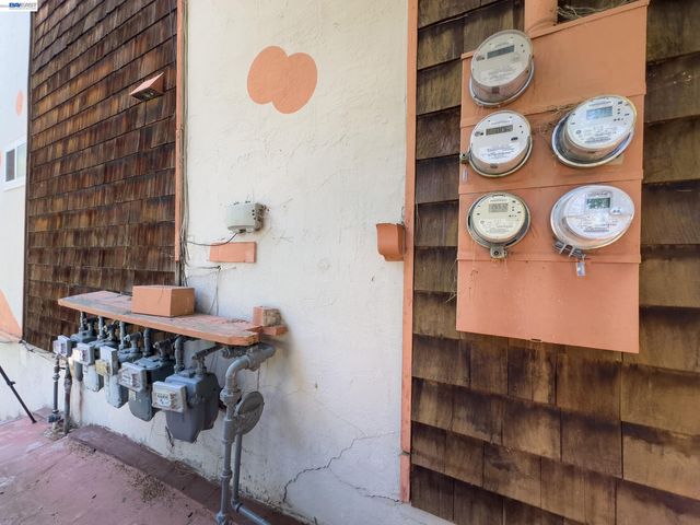 205 Muir Rd, Martinez, CA 94553