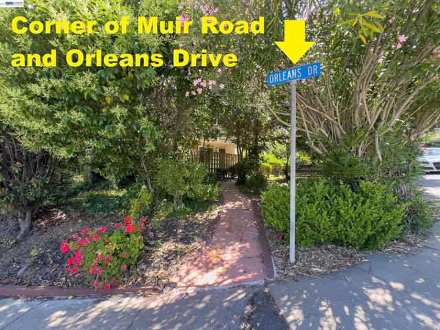205 Muir Rd, Martinez, CA 94553