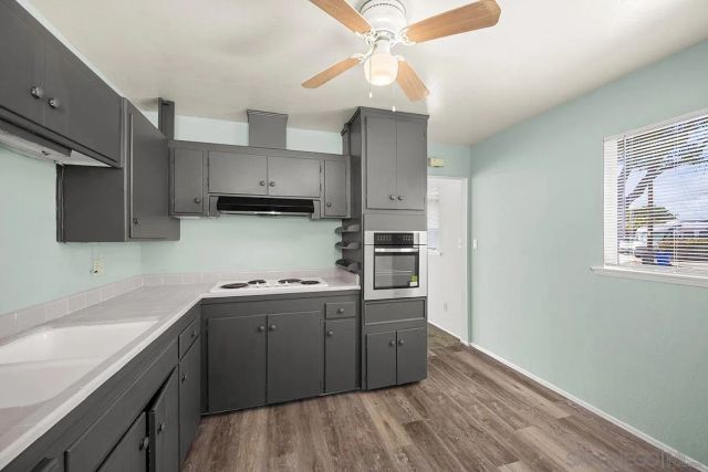 3641 Martha St, San Diego, CA 92117