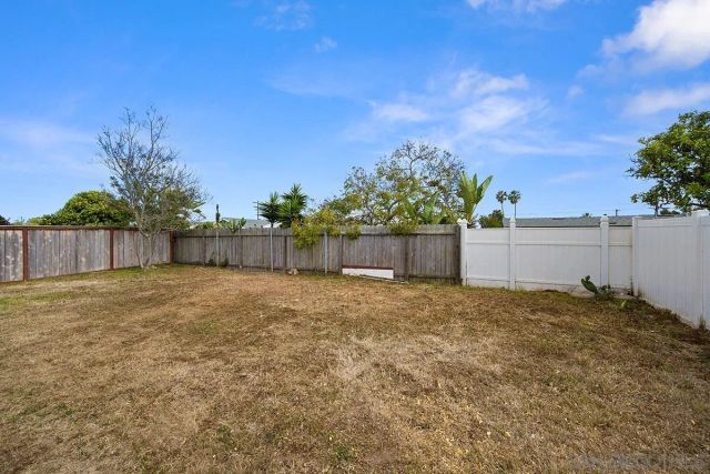 3641 Martha St, San Diego, CA 92117