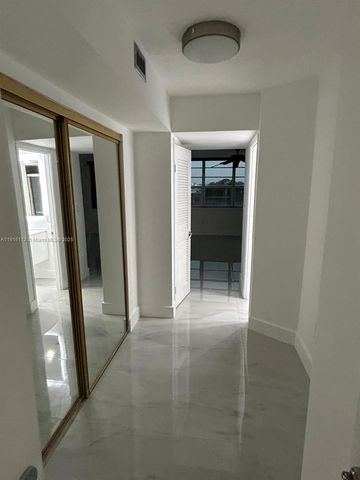 1750 NE 191st St 426-4, Miami, FL 33179
