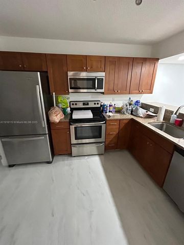 1750 NE 191st St 426-4, Miami, FL 33179