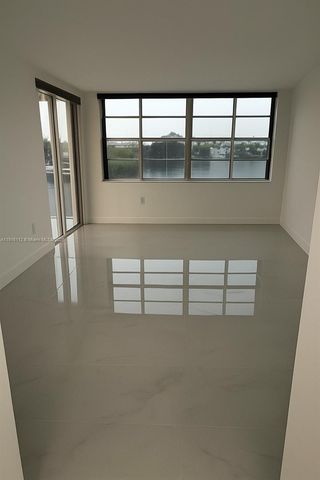 1750 NE 191st St 426-4, Miami, FL 33179