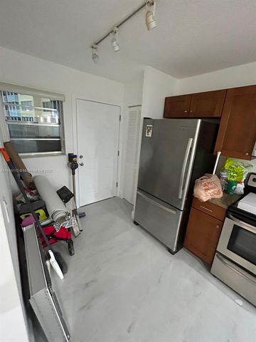 1750 NE 191st St 426-4, Miami, FL 33179