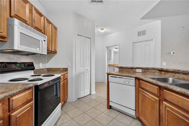 6149 METROWEST BOULEVARD 308, Orlando, FL 32835