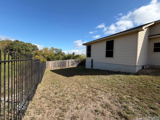 104 Perch Horizon, San Antonio, TX 78253