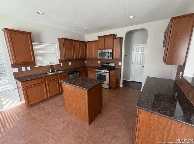 104 Perch Horizon, San Antonio, TX 78253