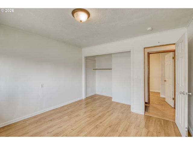 29729 Sw OLD WELL Rd, West Linn, OR 97068