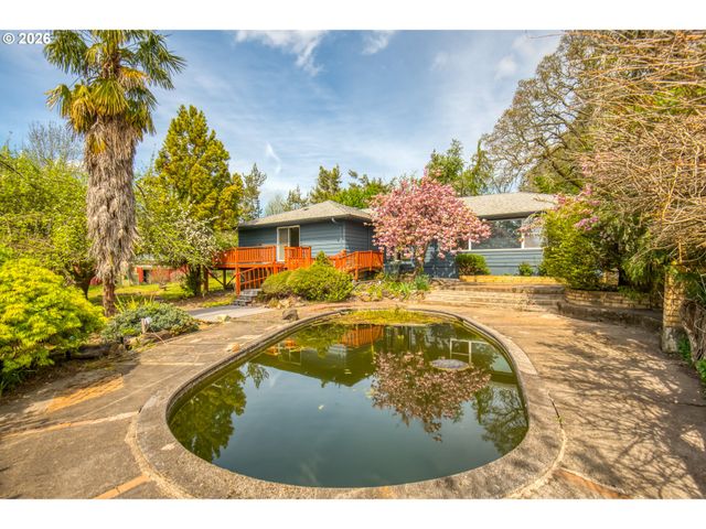 29729 Sw OLD WELL Rd, West Linn, OR 97068