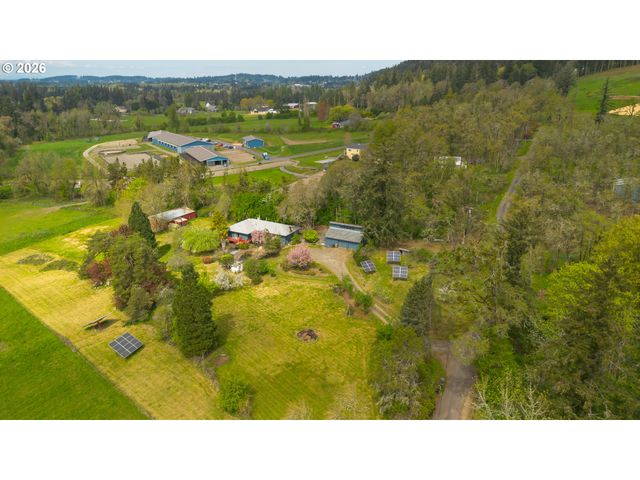 29729 Sw OLD WELL Rd, West Linn, OR 97068