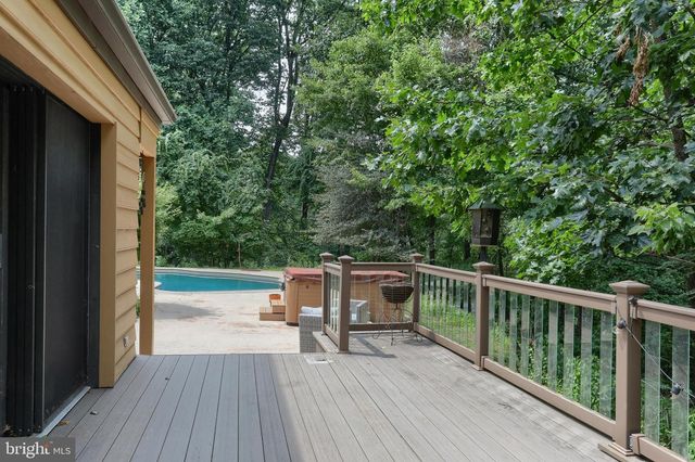51 HILL MANOR DR, Hershey, PA 17033