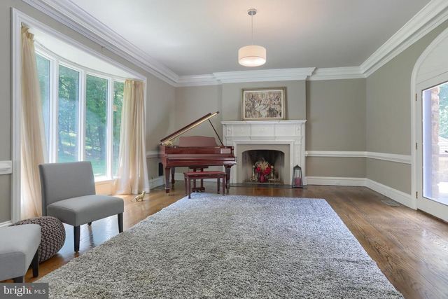 51 HILL MANOR DR, Hershey, PA 17033