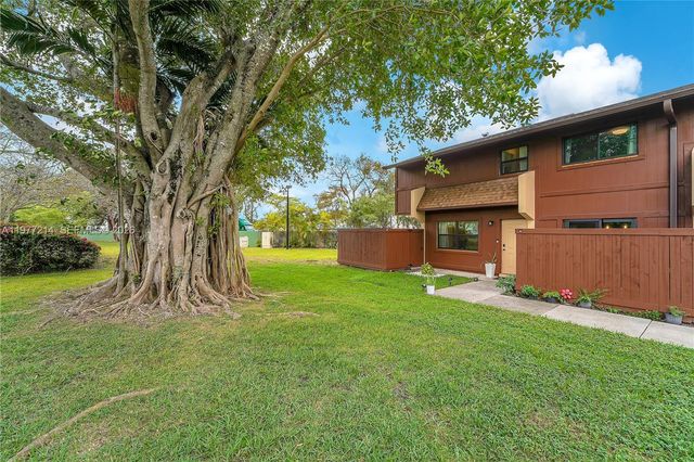 6639 SW 116th Place A1, Miami, FL 33173
