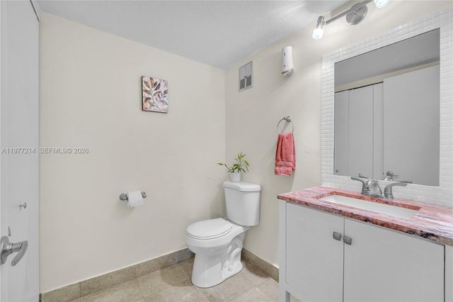 6639 SW 116th Place A1, Miami, FL 33173