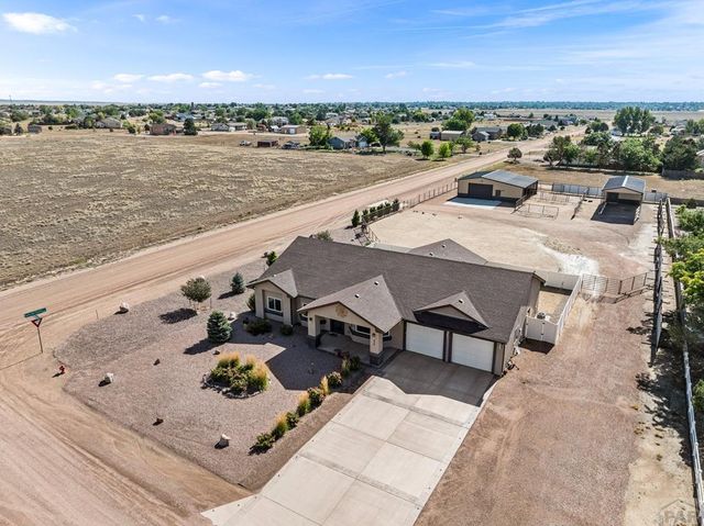 606 S Calaveras Dr, Pueblo West, CO 81007
