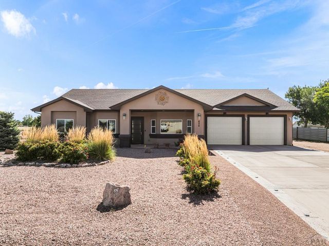 606 S Calaveras Dr, Pueblo West, CO 81007