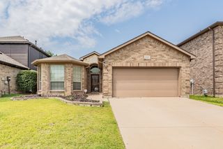 2257 Laurel Forest Drive, Fort Worth, TX 76177