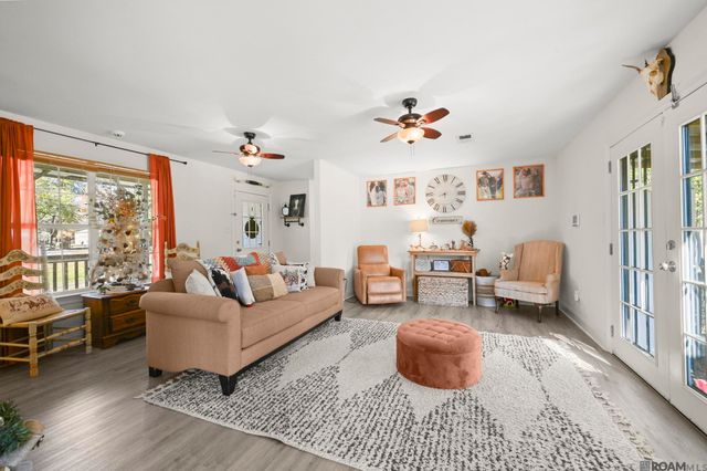 21184 La Hwy 16, Denham Springs, LA 70726