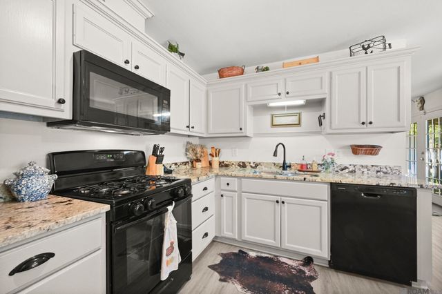 21184 La Hwy 16, Denham Springs, LA 70726