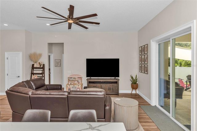 1530 PERIWINKLE AVENUE, Deland, FL 32724