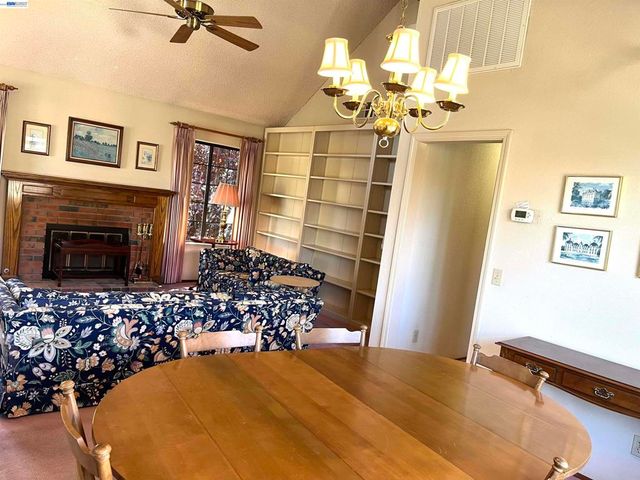 2510 Galleon Pl, San Leandro, CA 94577