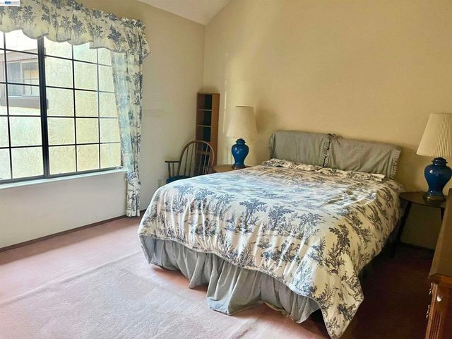 2510 Galleon Pl, San Leandro, CA 94577