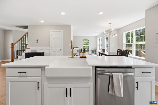 75 KYLE CT, Zion Crossroads, VA 22942