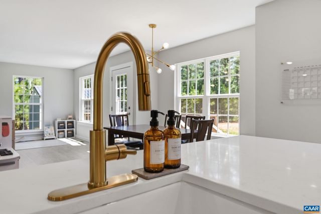 75 KYLE CT, Zion Crossroads, VA 22942