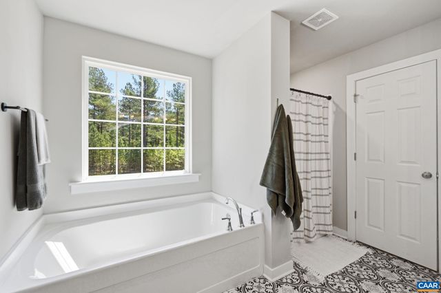 75 KYLE CT, Zion Crossroads, VA 22942