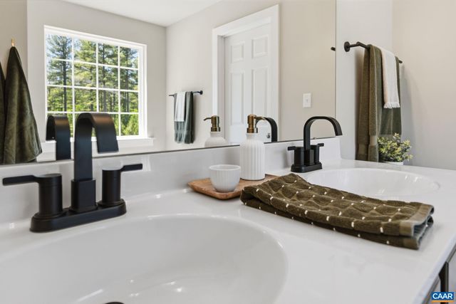 75 KYLE CT, Zion Crossroads, VA 22942