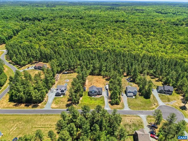 75 KYLE CT, Zion Crossroads, VA 22942